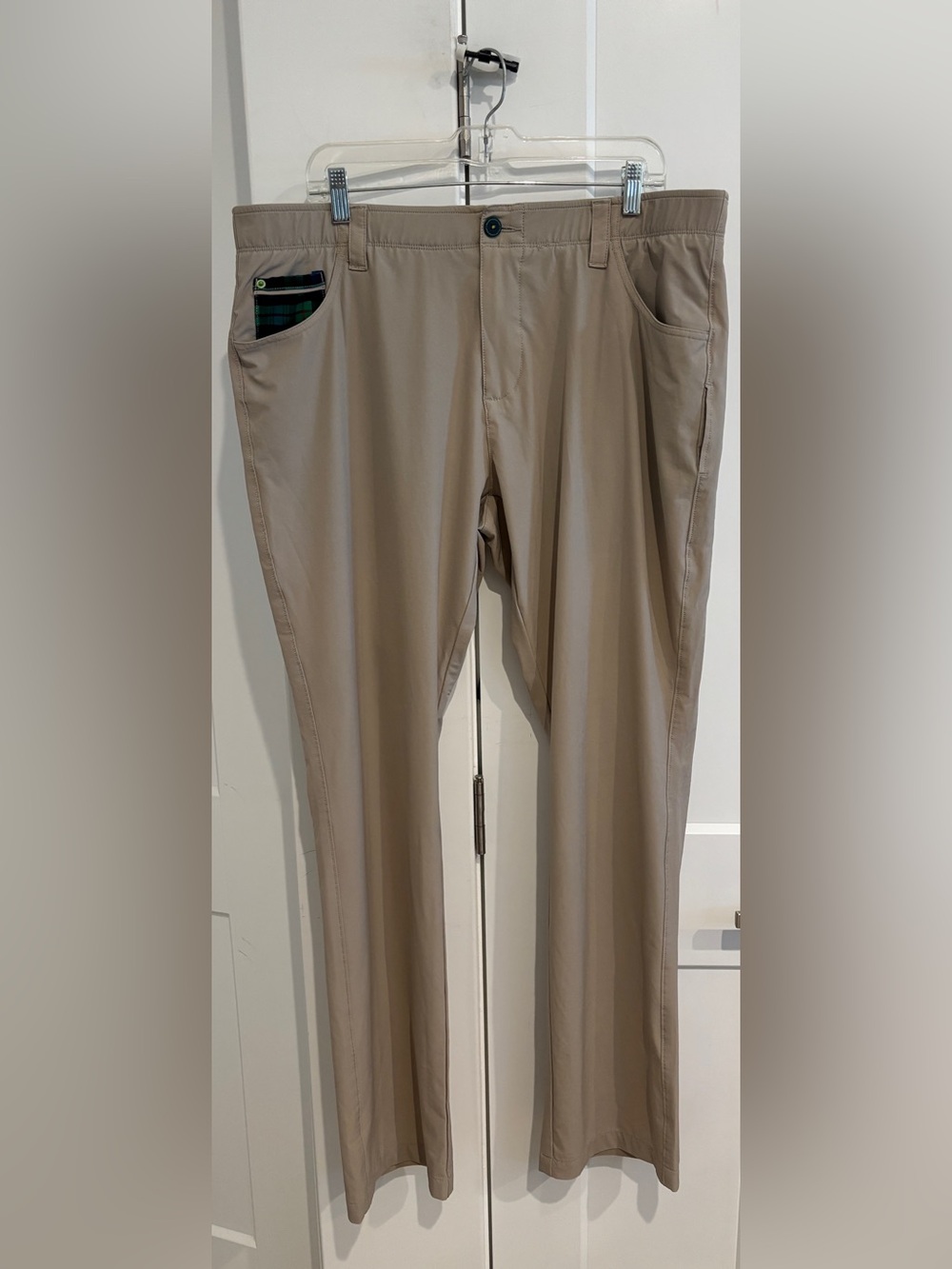 William Murray Golf Tan Stretch Chinos with Plaid Trim. Size 38